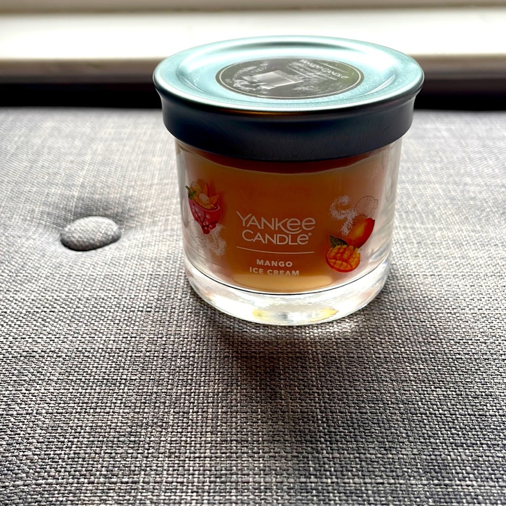 Mango scented candle used one time